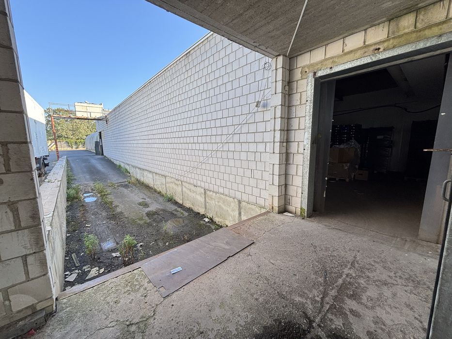 Magazyn, chlodnia, przy trasie S8