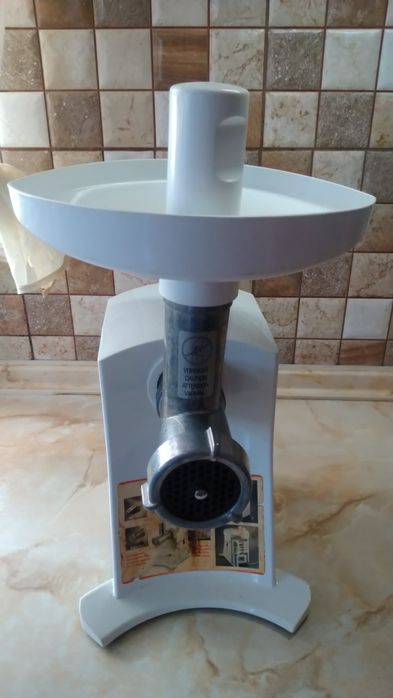 Мясорубка Bosch MFW 1550