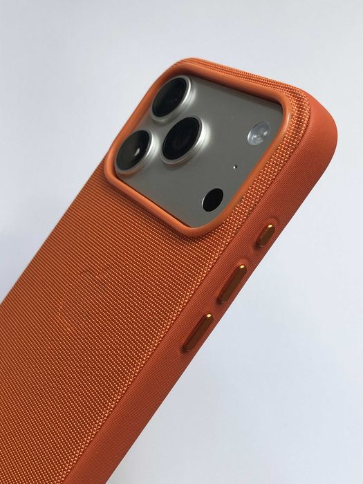 Чохол TechWoven True Orange iPhone 17 Pro Magsafe iPhone 18 Pro чехол айфон 18 Про AI Button 17 Про