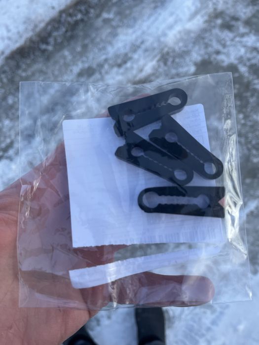 Демпфери замка дверей