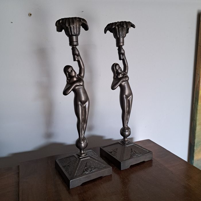 Stare mosieżne świeczniki art deco