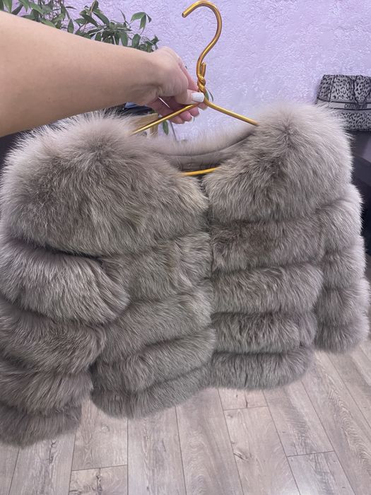 Жіноча шубка авто леді з натурального хутра лисички