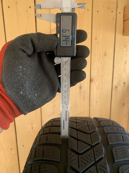 215/45/17 91Н Pirelli SOTTOZERO 3