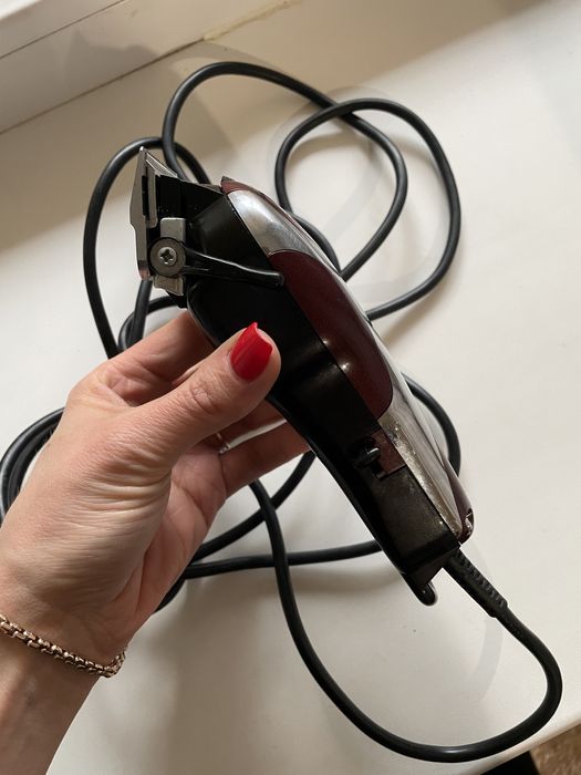 Продам машинку для стрижки WAHL