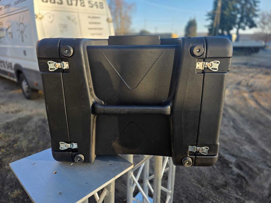 SKB Cases RACK 1SKB-R908U20 Roto-Molded 8U 20" Deep Shockmount rackowy
