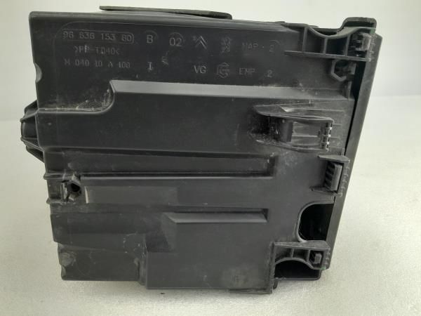 Base / caixa da bateria PEUGEOT Partner II