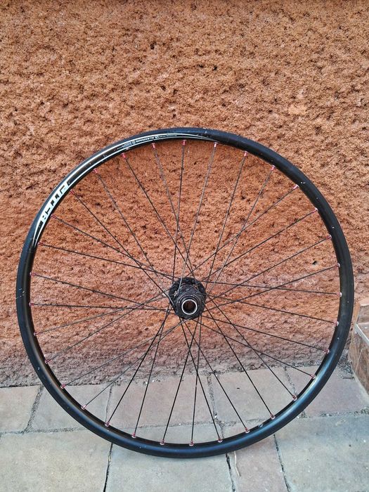 Колесо Specialized 26 дюймів в ідеальному стані.