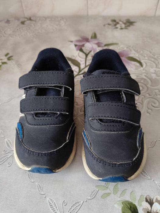 Кросівки Adidas для хлопчика