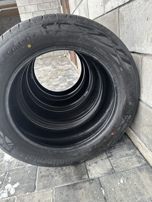Продам шини Continental 215 55 17 нові