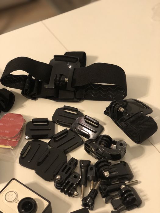Xiaomi Action Yi + akcesoria / kamerka sportowa