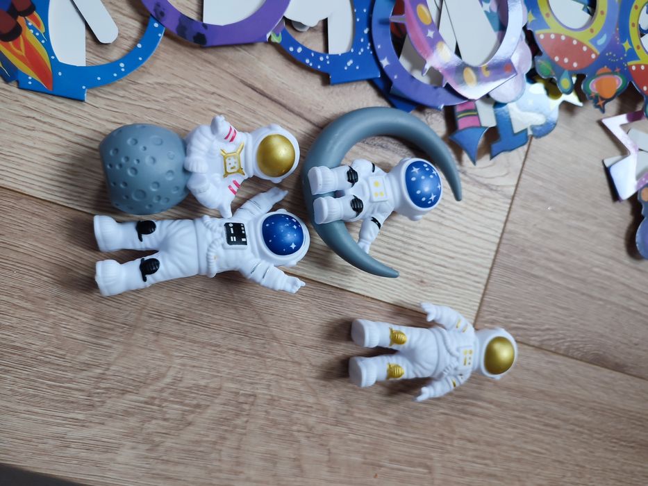 Kosmiczna impreza-banery +akcesoria