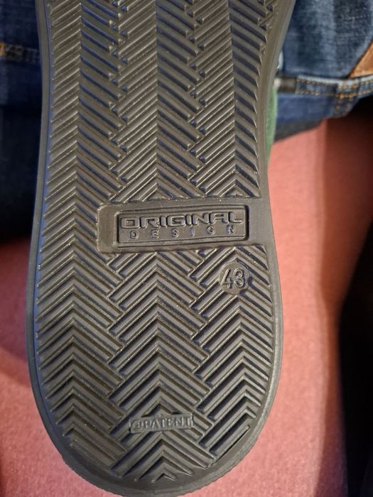 Продам чоловічі туфлі