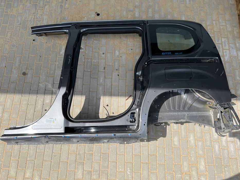 Кришка багажника Peugeot Rifter шрот на інші Пежо розборка запчастини