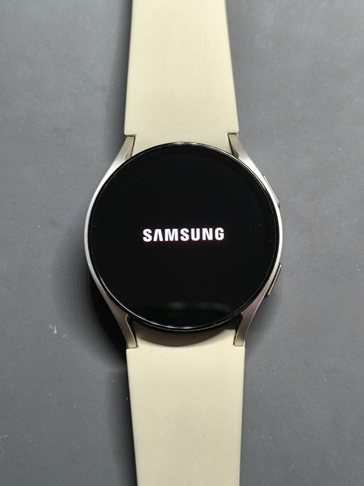 Samsung Galaxy Watch 6 40mm Gold