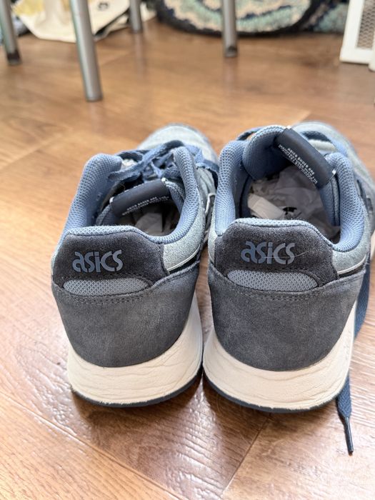 Кросівки LYTE CLASSIC Asics