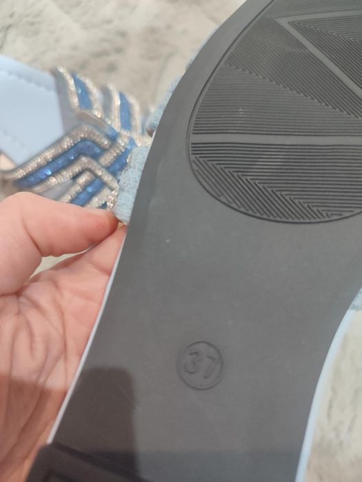 Nowe buty klapki na wiosne-lato 37