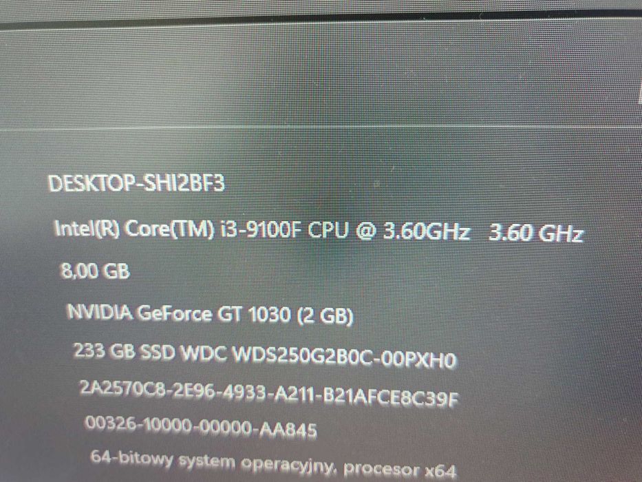 Komputer 
Intel Core i3-9100F