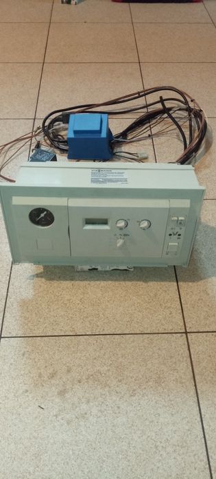 Sterownik Regulator Viessmann Vitopend 100
