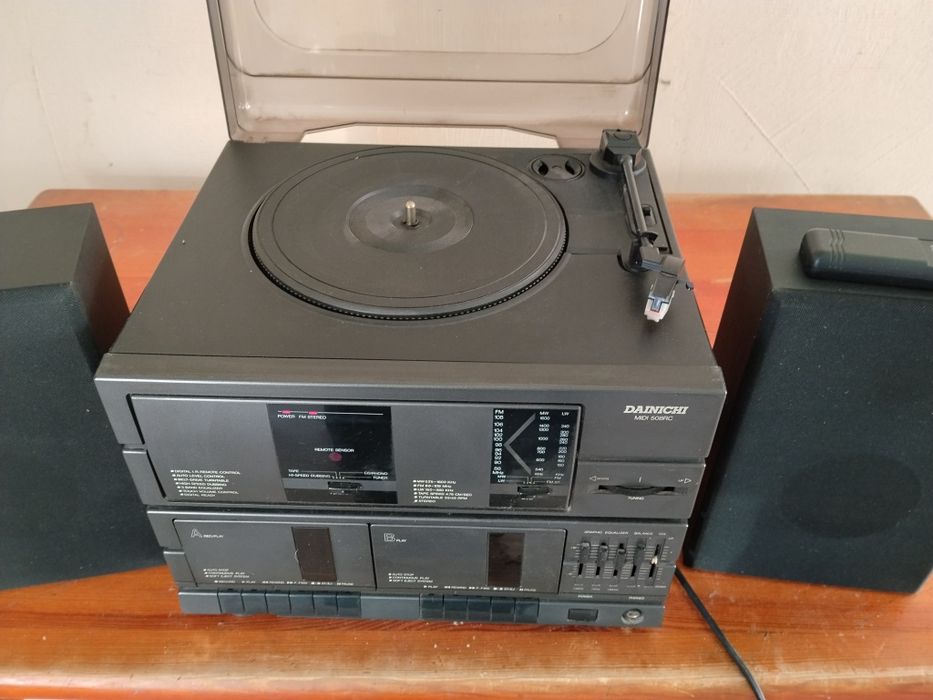 Sprzedam wieże z gramofonem