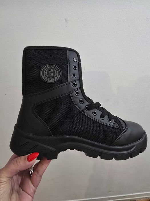 Bota militar n 42