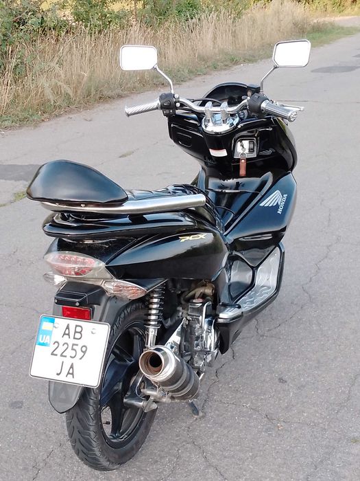 Максіскутер Honda pcx 125.