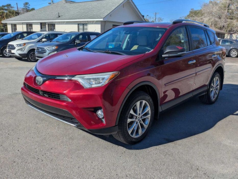 Toyota RAV4 XLE      2019