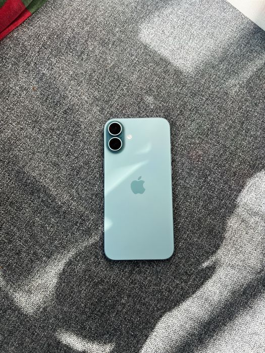 iPhone 16 Plus 128GB