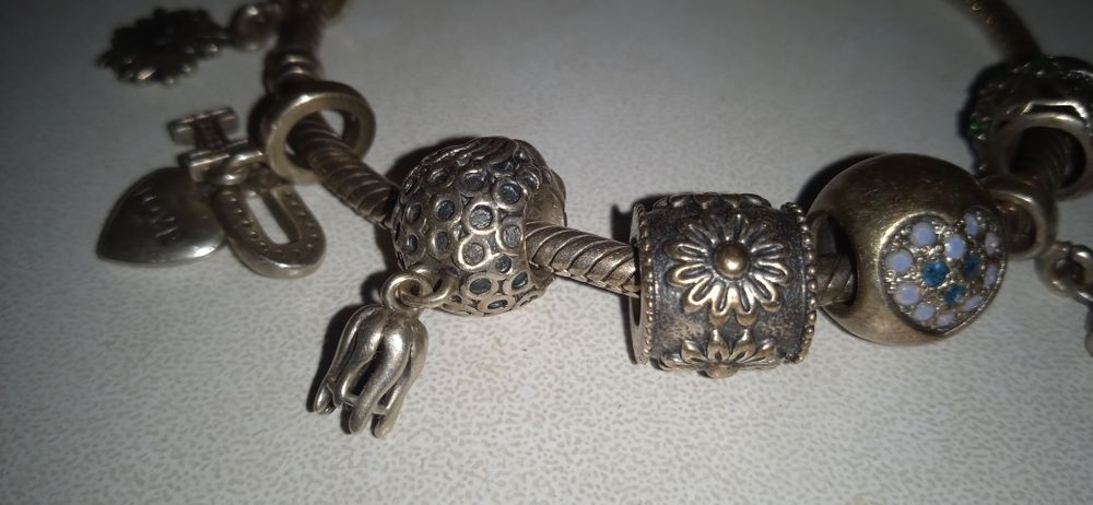 Срібний браслет у стилі Pandora