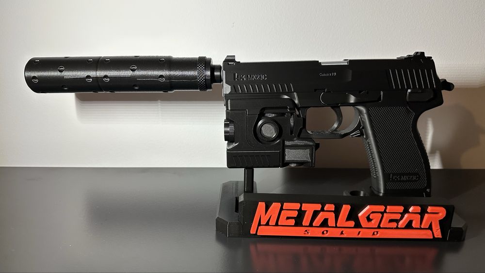 Replica Arma do Metal Gear Solid