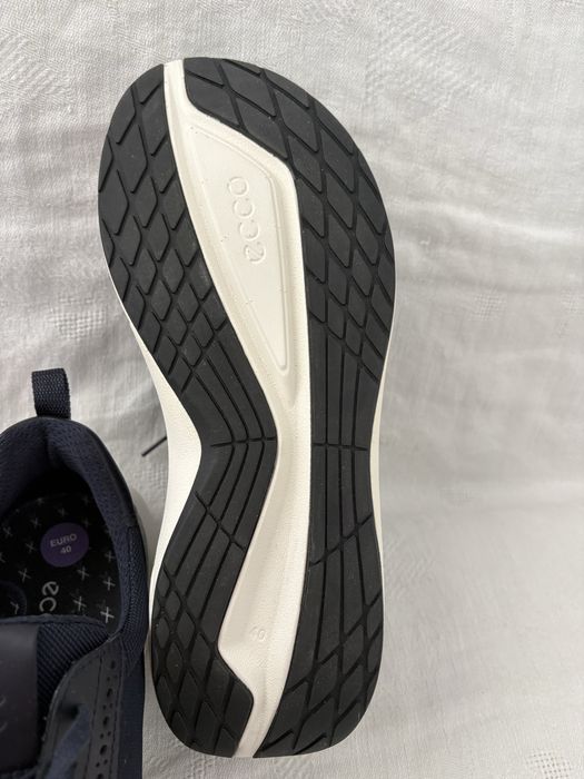 Buty Ecco biom 40 26cm