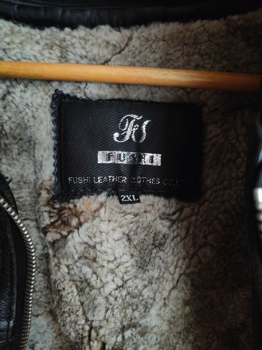 Продам зимние мужские куртки, кожанка, пуховик, кардиган