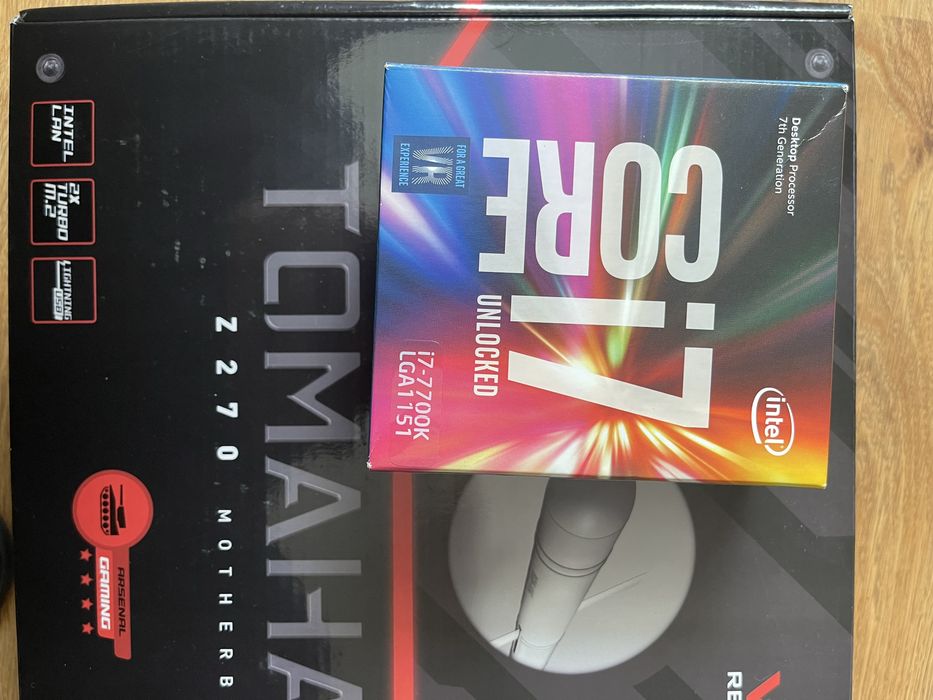 Процесор i7 7700k + материнська плата MSI Z270 Tomahawk