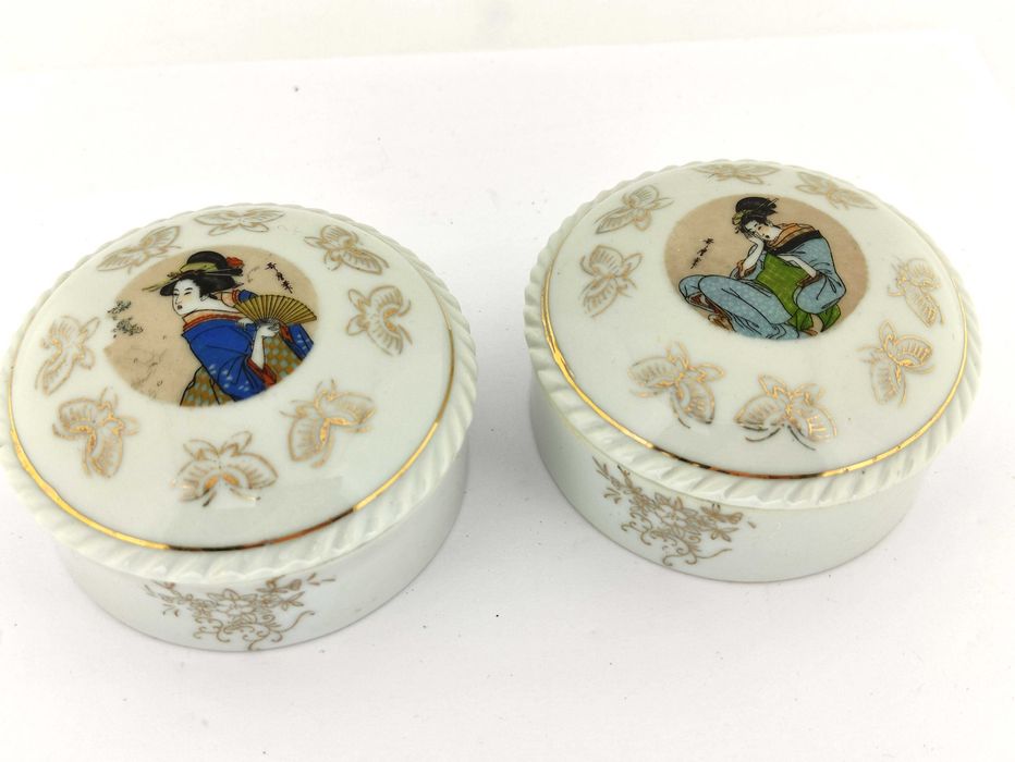 Par de Caixas em Porcelana