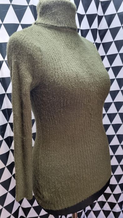 Ciepły golf made in italy 42