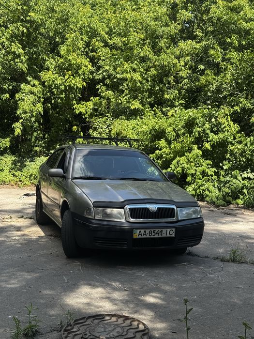 Шкода Октавія Тур 1,6 mpi