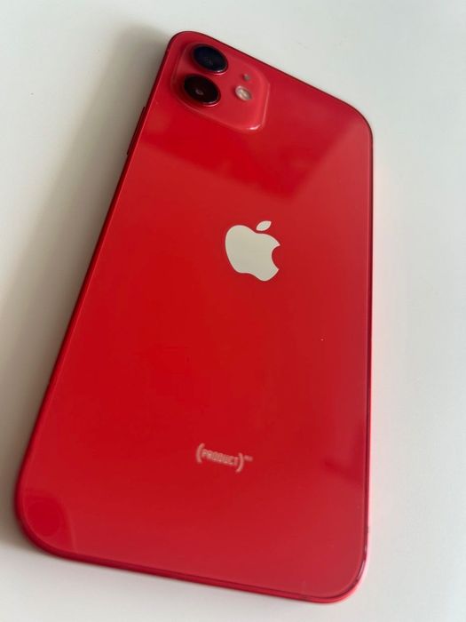iPhone 12 RED 128GB — Estado Excecional