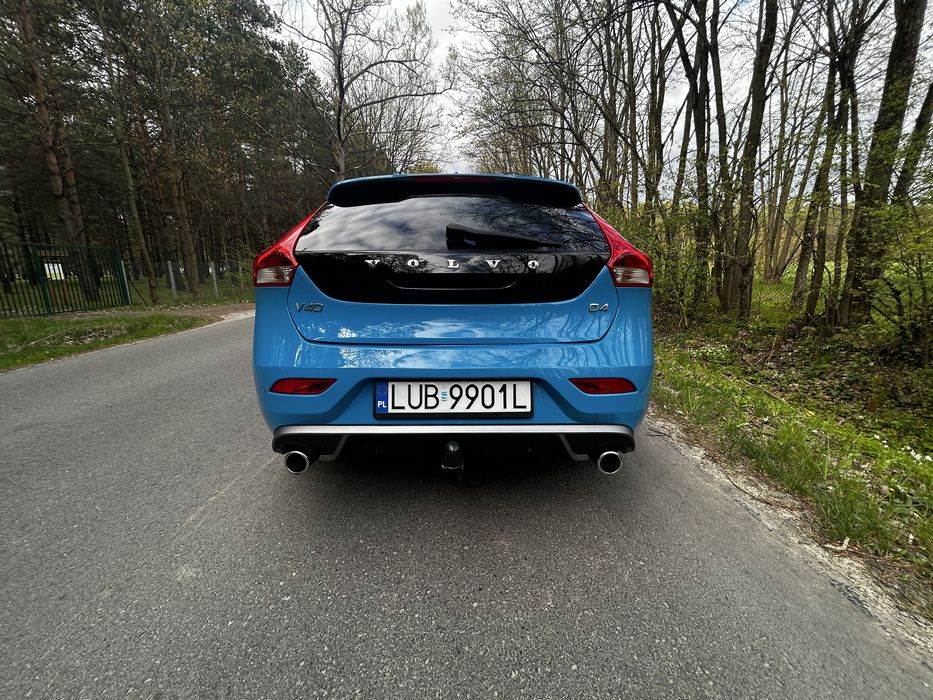 Volvo v40 R-design d4 bogata wersja
