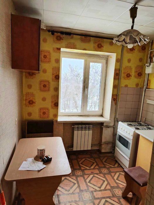 Продам 1 комнатную квартиру в кирпичном доме (404965)