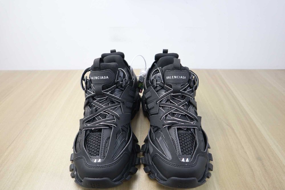 Buty Balenciaga Track 3.0 czarny nowe