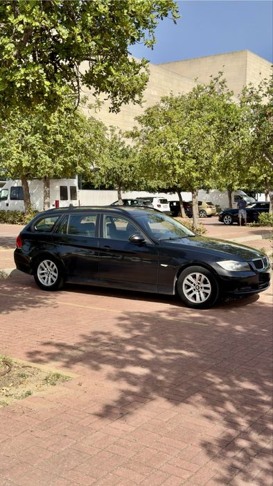 Bmw 318D touring a diésel de 2007/12 em bom estado