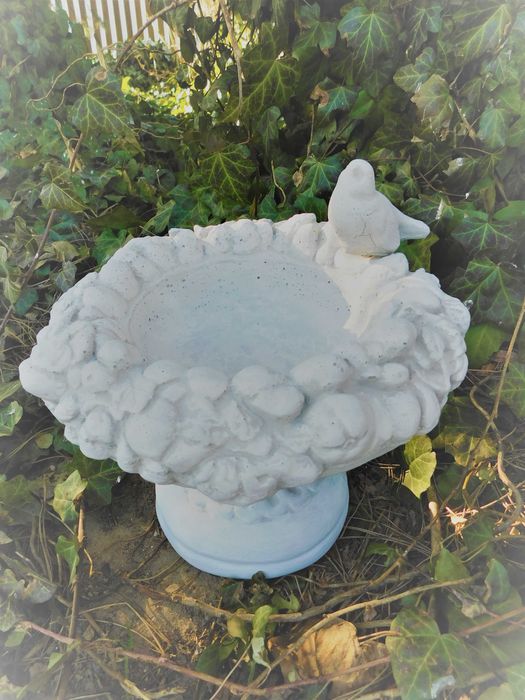 Ozdoba betonowa Poidło poidełko dla ptaków Ogród na prezent