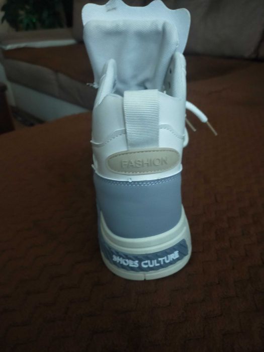 Buty sportowe Nowe