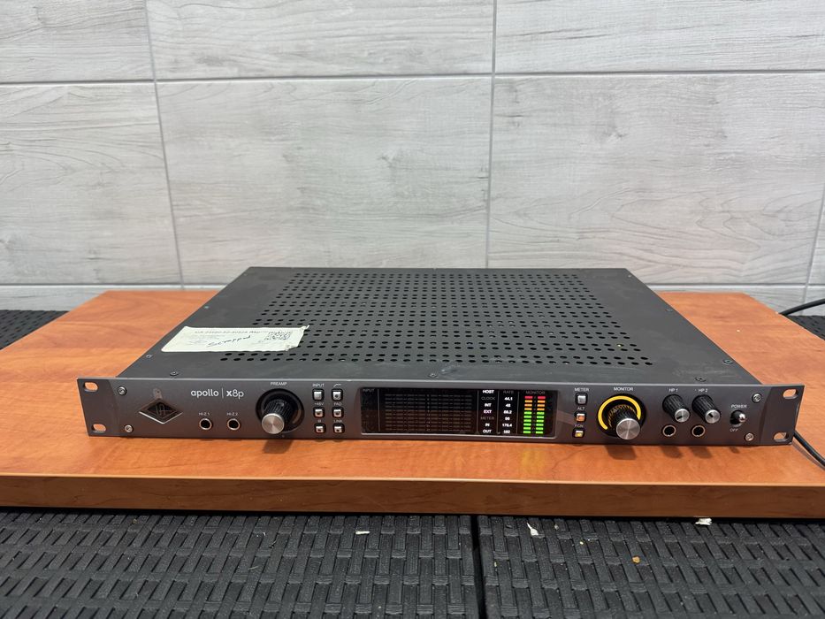 Uszkodzony interfejs Universal Audio Apollo x8p okazja najtaniej uad