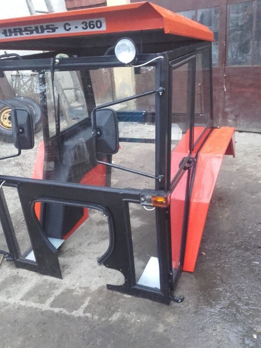 Kabina kabiny ursus ciągnik traktor C-360 C-330