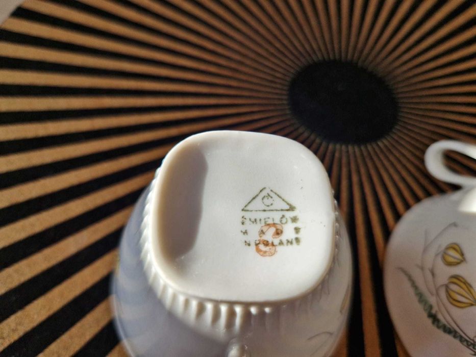 Komplet dwóch Porcelanowych filiżanek Chodzież Ćmielów