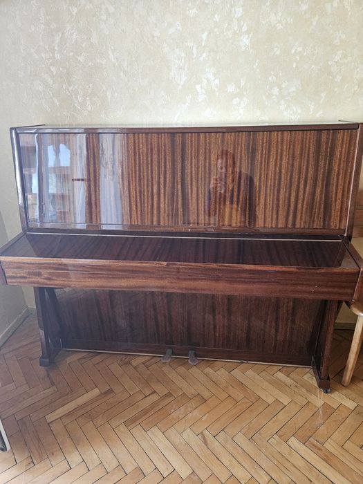 Піаніно "Україна"