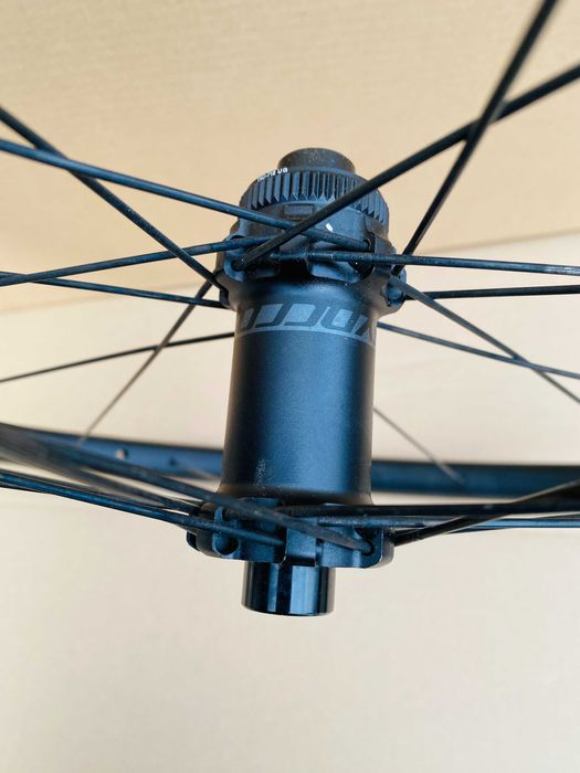 Koło Przednie 28" SYNCROS SCOTT Addict CAPITAL 2.0 25 oś 100x12 GRX