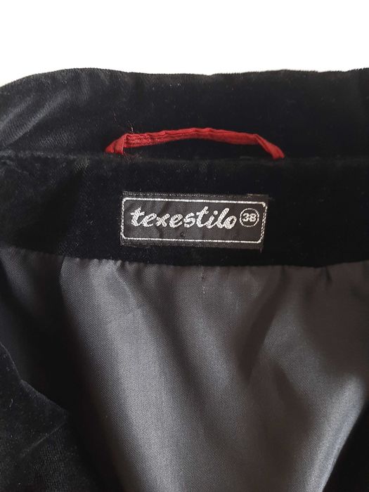 Casaco de Veludo Veste L. Novo