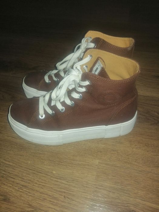 Buty sportowe Bershka