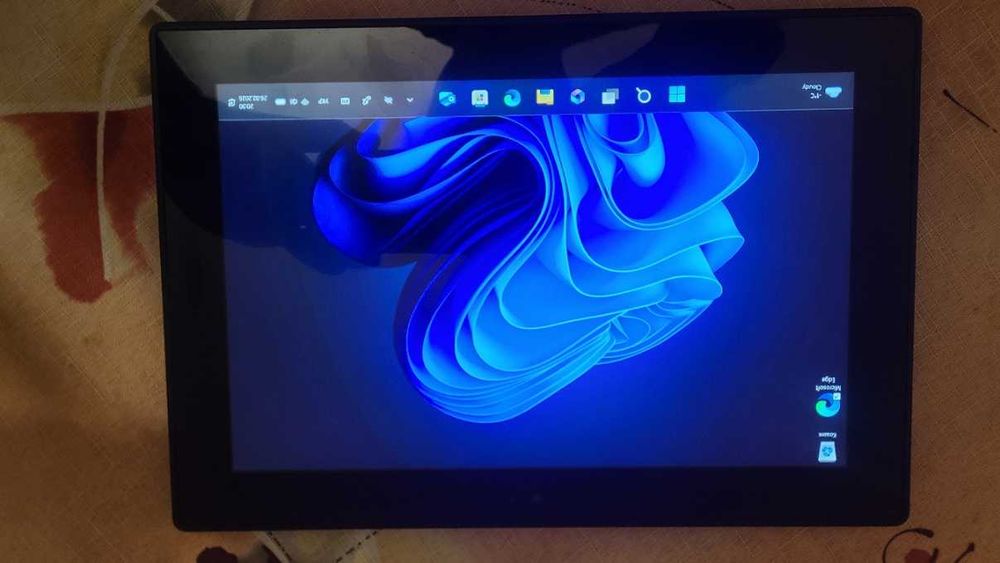 Планшет-ноутбук Lenovo Tablet 10 (20L4) 8/128GB + Стилус! NFC!